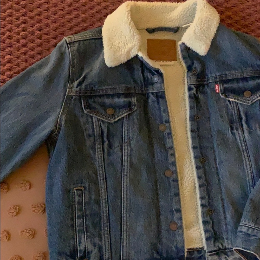 Levi’s trucker jacket - Picture 3 of 4
